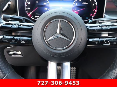 Used 2024 Mercedes-Benz GLC 300 GLC 300 image 21