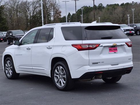 Used 2021 Chevrolet Traverse Premier w/ LPO, Floor Liner Package image 4