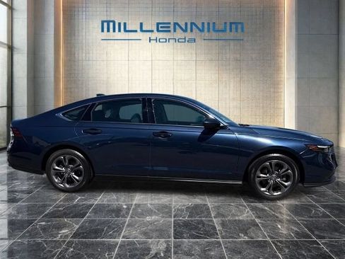 Used 2023 Honda Accord EX image 6