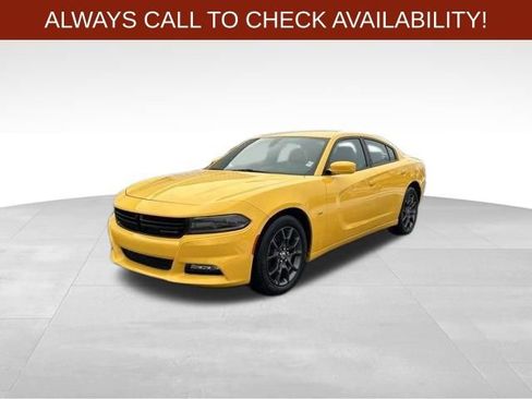 Used 2018 Dodge Charger GT image 3
