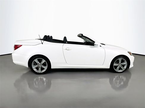 Used 2013 Lexus IS 250C image 10