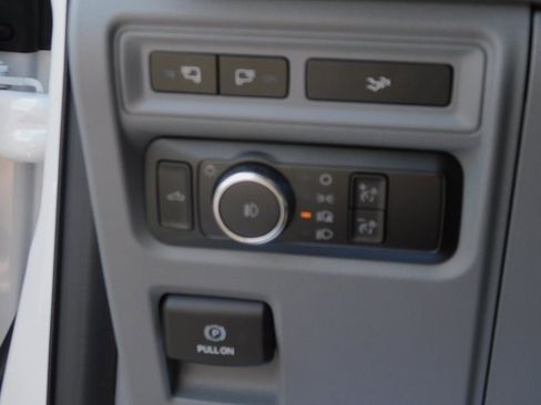 New 2024 Ford F150 XLT w/ Equipment Group 302A MID image 30