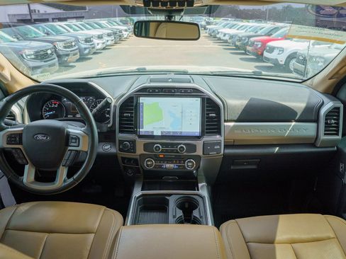 Used 2022 Ford F250 Lariat w/ Lariat Ultimate Package AWD/4WD image 20