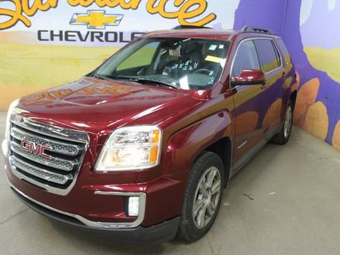 Used 2017 GMC Terrain SLE w/ Convenience Package FWD image 4