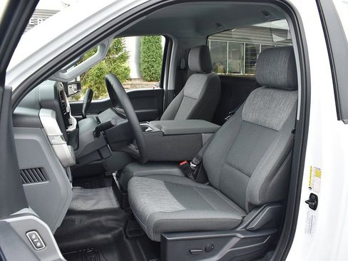 New 2025 Ford F350 XLT image 5