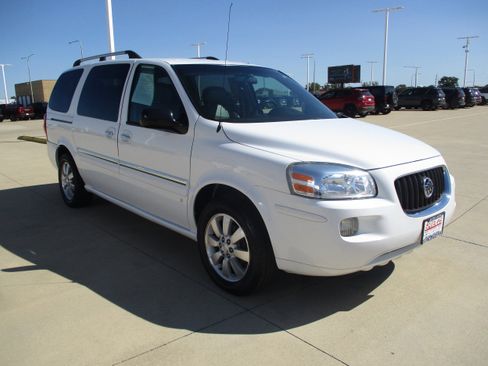 Used 2007 Buick Terraza CXL w/ Driver Confidence Package image 7