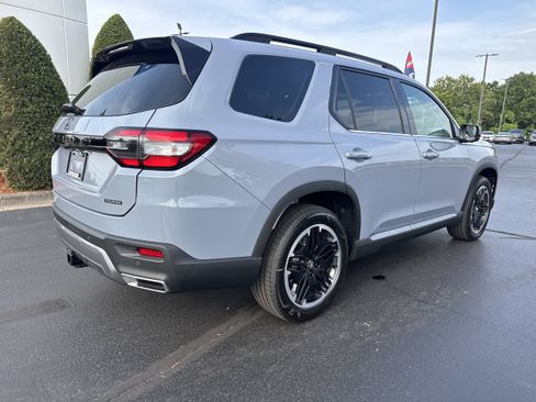 New 2026 Honda Pilot image 14