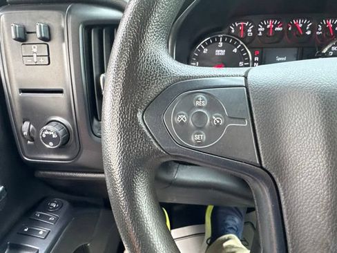 Used 2018 Chevrolet Silverado 2500 W/T w/ WT Convenience Package AWD/4WD image 21