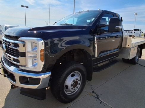 Used 2024 Ford F350 XL w/ Snow Plow Prep Package AWD/4WD image 4