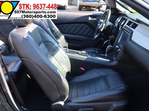 Used 2013 Ford Mustang Premium RWD image 28