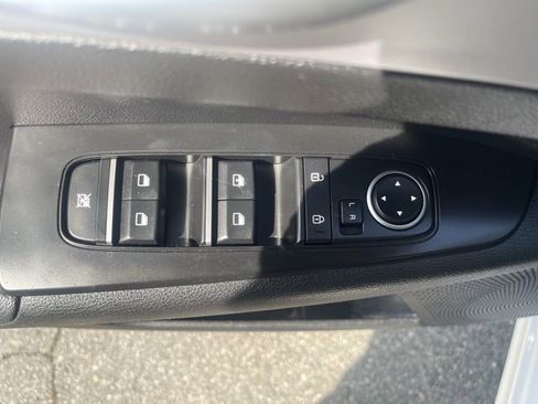 Used 2024 Kia Forte LXS w/ LXS Technology Package FWD image 13