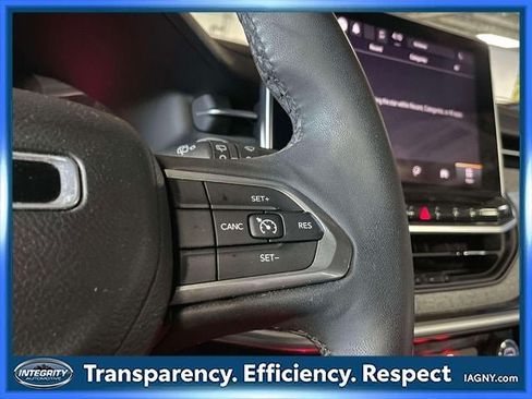Used 2023 Jeep Compass Latitude AWD/4WD image 22