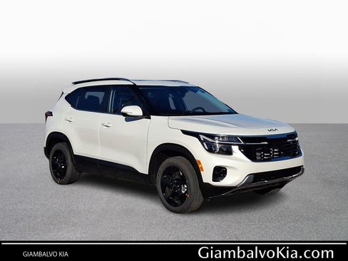 New 2026 Kia Seltos EX image 1