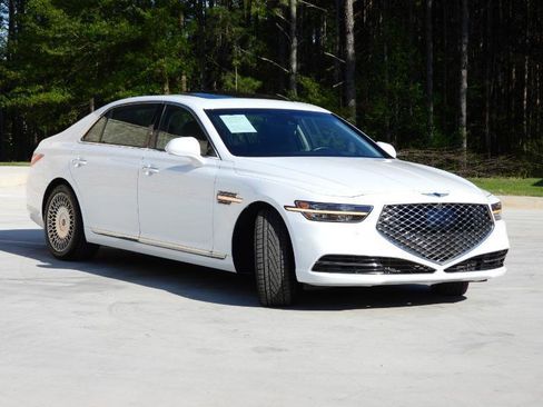 Used 2020 Genesis G90 3.3T Premium image 8