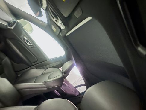 Used 2020 Volvo S60 T5 Momentum image 23