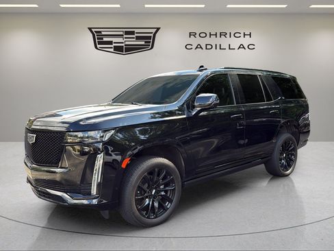 Certified 2024 Cadillac Escalade Sport Platinum w/ LPO, ONYX Package AWD/4WD image 1