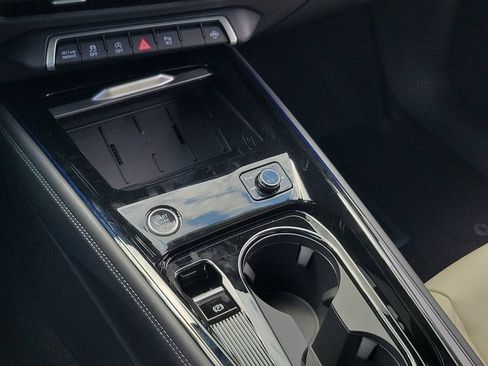 New 2026 Audi Q3 quattro 2.0T AWD/4WD image 14