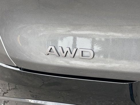 Certified 2025 Nissan Murano Platinum w/ Cargo Package image 15