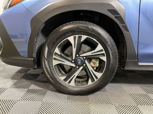 Used 2024 Subaru Crosstrek 2.0i Premium image 9