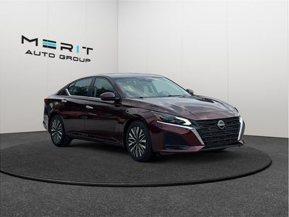 Used 2024 Nissan Altima 2.5 SV w/ SV Premium Package