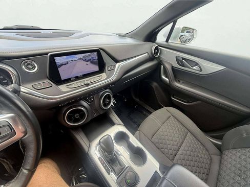 Used 2020 Chevrolet Blazer LT AWD/4WD image 19