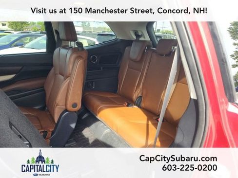 Used 2019 Subaru Ascent Touring AWD/4WD image 18