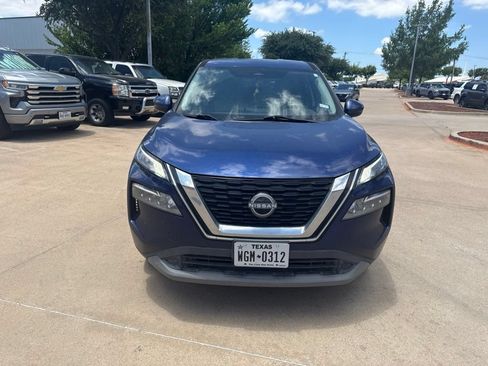 Certified 2022 Nissan Rogue SV FWD image 8