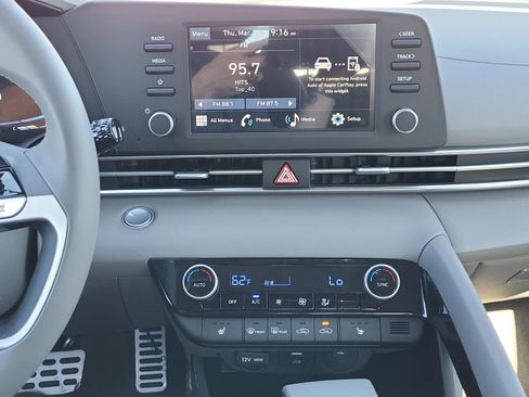 New 2026 Hyundai Elantra SEL Sport Premium FWD image 23