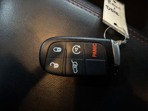 Used 2023 Dodge Durango GT image 33