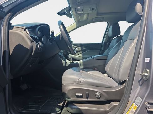 Used 2019 Buick Envision Essence FWD image 12