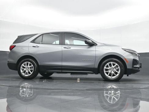 Used 2024 Chevrolet Equinox LS image 22