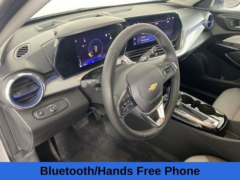 Certified 2024 Chevrolet Trax LT w/ Driver Confidence Package image 13