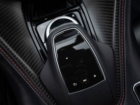 Used 2023 Aston Martin DBS Superleggera Volante image 38