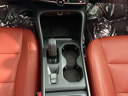 Used 2020 Volvo XC40 T5 Momentum w/ Protection Package AWD/4WD image 21