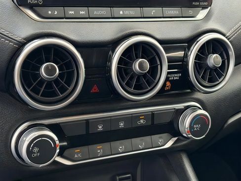 Used 2024 Nissan Sentra SV image 24