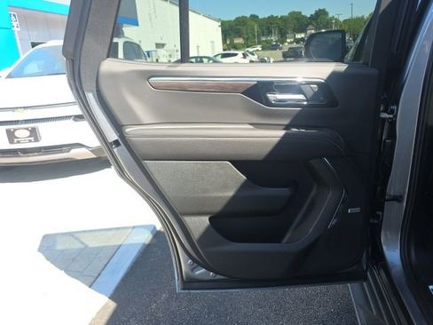 New 2026 Chevrolet Tahoe Premier w/ Sun And Tow Package AWD/4WD image 29