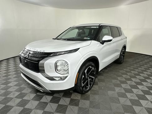 Used 2022 Mitsubishi Outlander SE AWD/4WD image 27