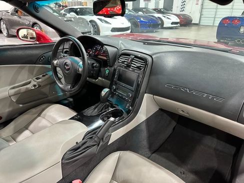 Used 2009 Chevrolet Corvette Coupe RWD image 11