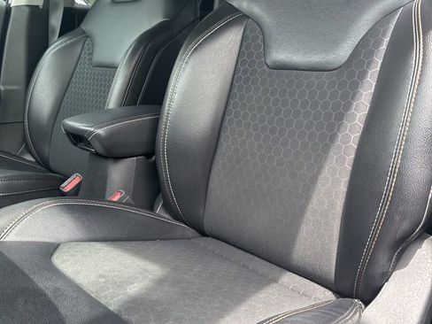 Used 2019 Jeep Compass Latitude AWD/4WD image 12