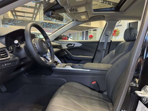 New 2025 Acura TLX w/ Technology Package image 12