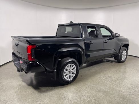 New 2026 Toyota Tacoma SR5 image 3