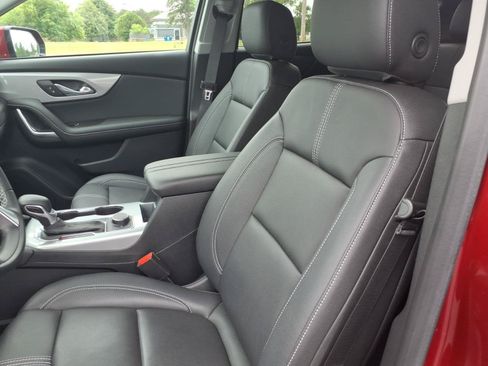 Used 2023 Chevrolet Blazer LT w/ LPO, Black Grille Bar Package AWD/4WD image 19