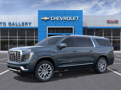 New 2026 GMC Yukon XL Denali w/ Sun & Power Step Package RWD image 2