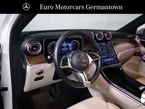 Used 2023 Mercedes-Benz GLC 300 4MATIC image 30