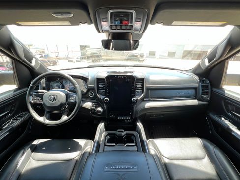 Used 2022 RAM 1500 Limited AWD/4WD image 9