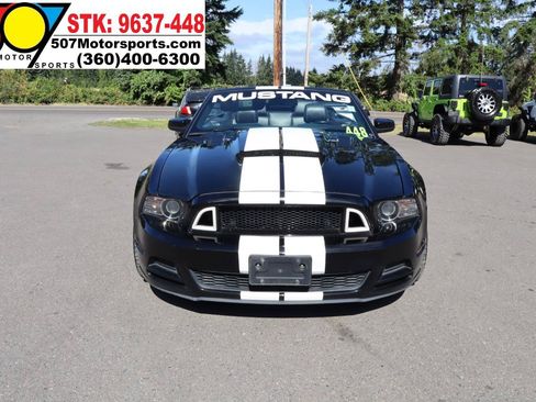 Used 2013 Ford Mustang Premium RWD image 19