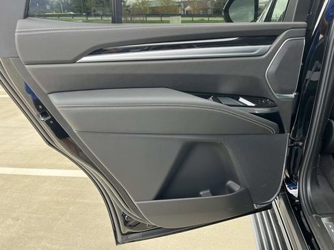 New 2026 Cadillac Escalade Sport image 19