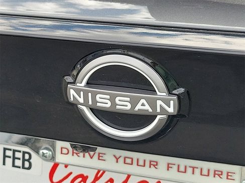 Used 2025 Nissan Kicks SV image 21