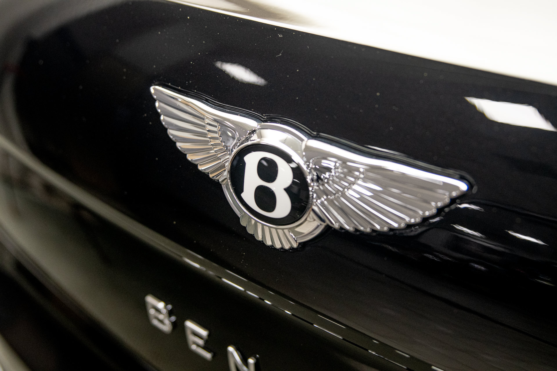 New 2026 Bentley Flying Spur V8 AWD/4WD image 36