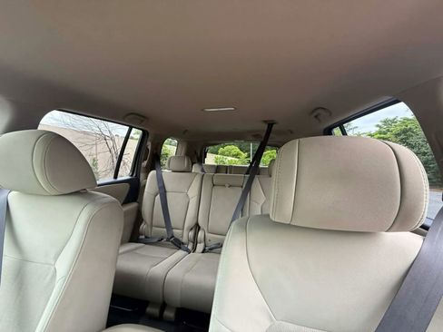 Used 2011 Honda Pilot LX image 17